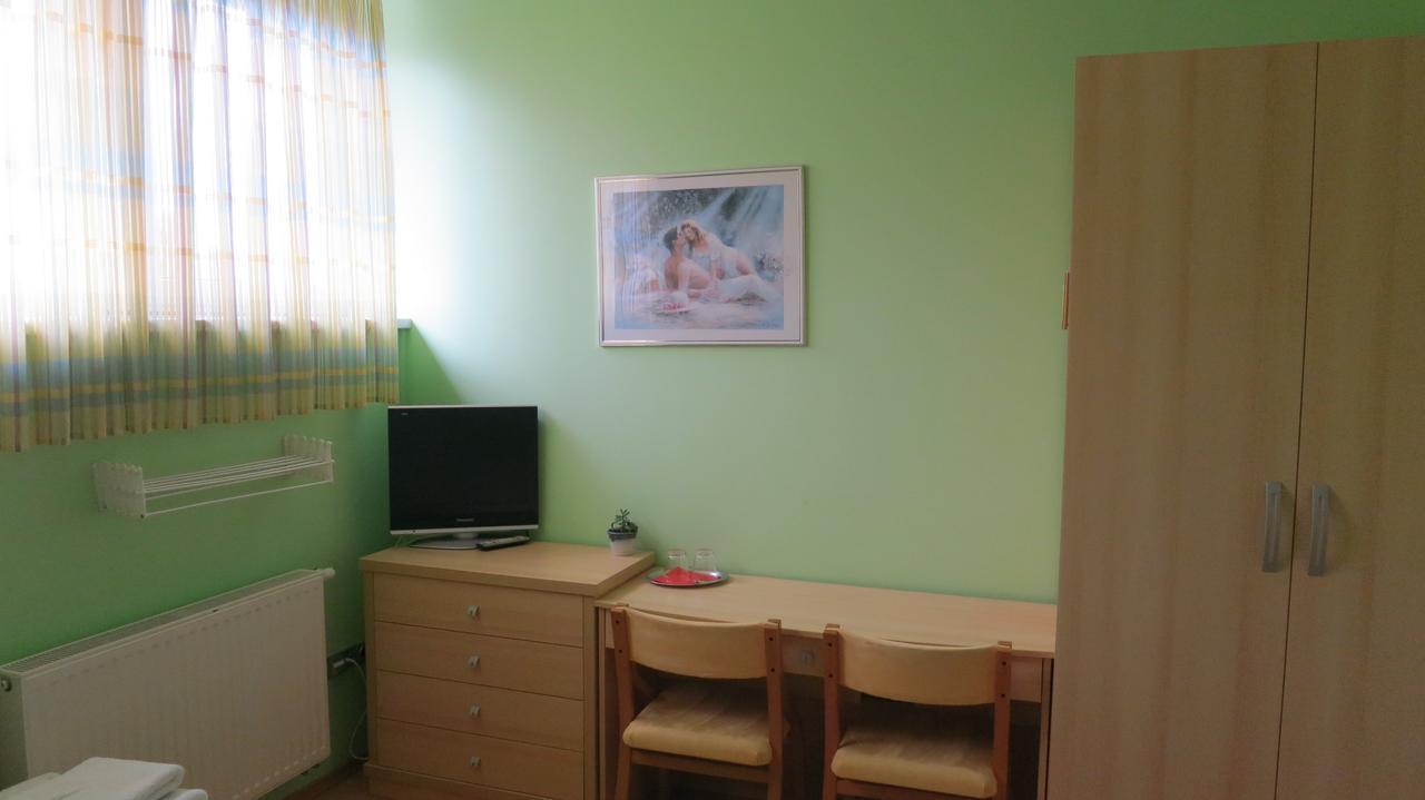 Penzion U Splavu Břeclav Extérieur photo